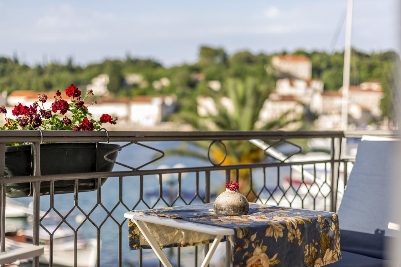 Divna Apartments And Rooms Račišće Zewnętrze zdjęcie